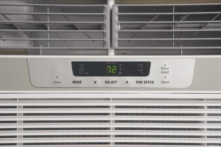 Frigidaire FRA25ESU2 25,000 BTU Room Air Conditioner