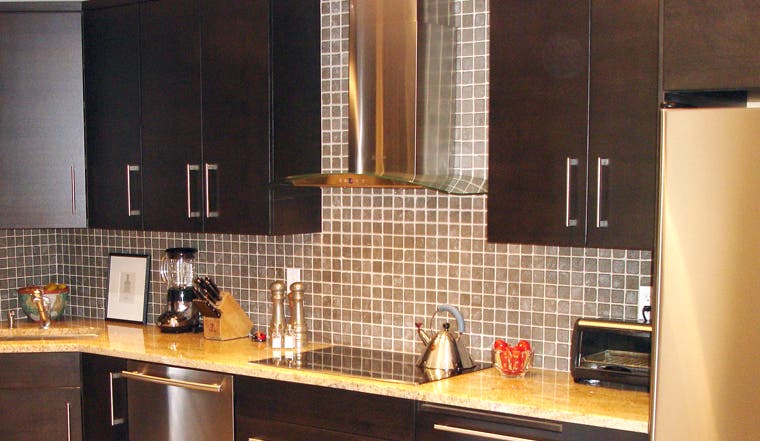 Faber TRAT36SS 36" Tratto Wall-Mount Chimney Hood