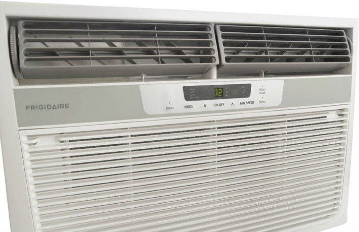 Frigidaire FRA18EMU2 18,500 BTU Room Air Conditioner