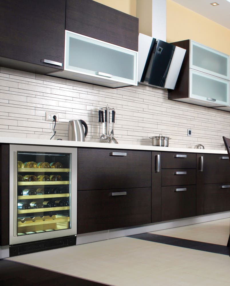 Haier WC200GS 24 Inch Built-in Wine Cellar