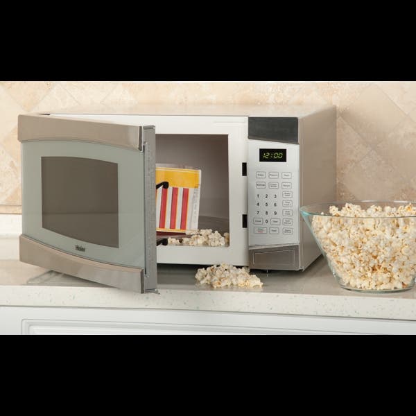 Haier HMC1680SESS 1.6 Cu. Ft. 1000 Watt Microwave