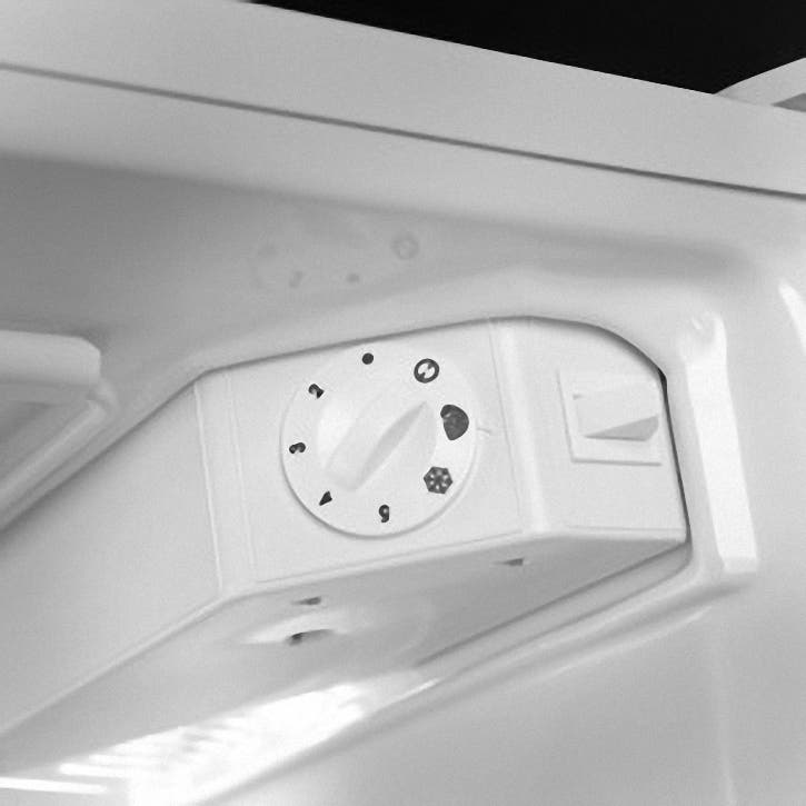 Amana AQF2013TEW White, Right Hinge
