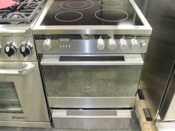 Fisher Paykel OR24SDPWSX1 24" Freestanding Electric Range