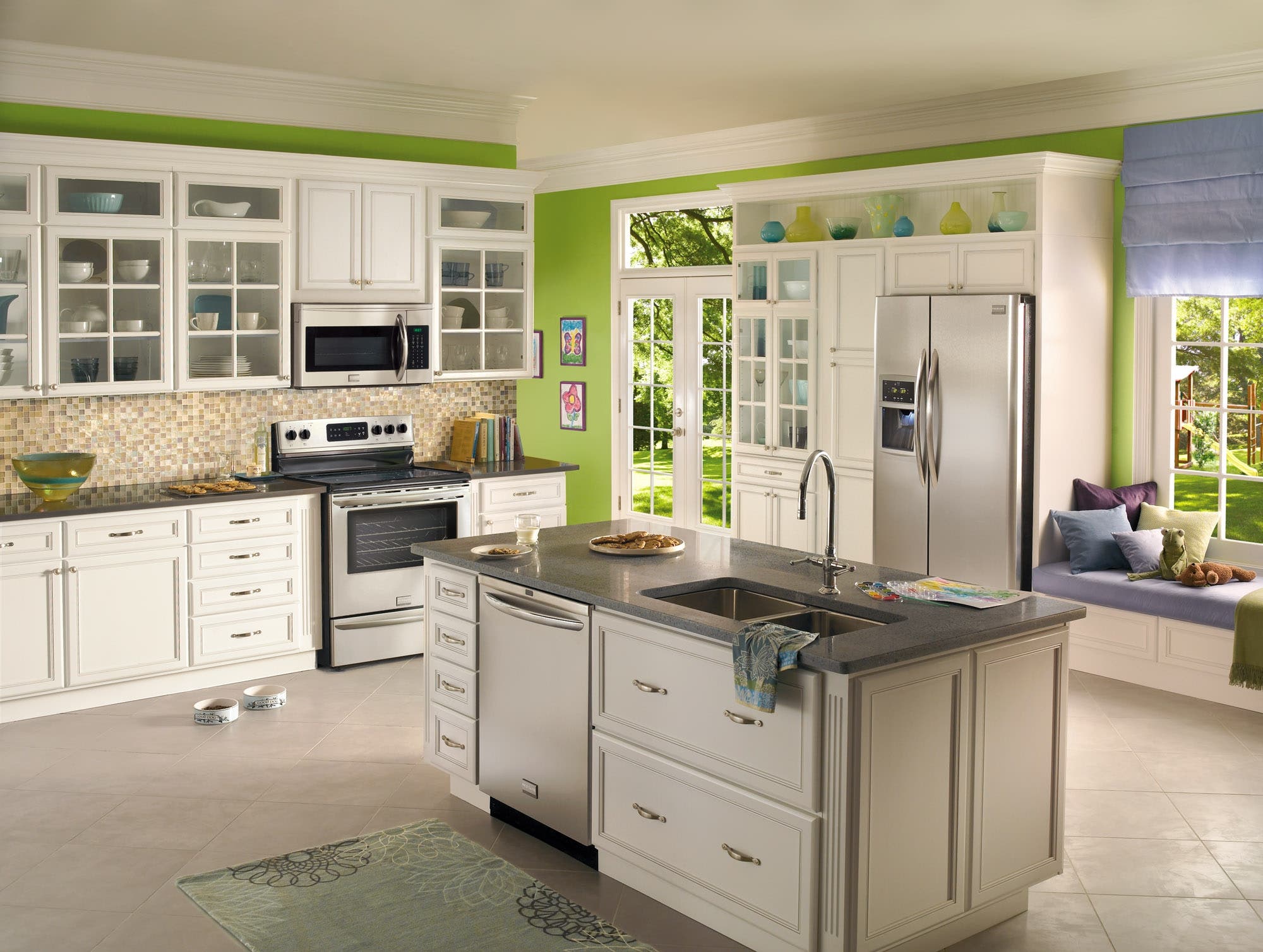 Frigidaire FGMV174KF Real Stainless Steel