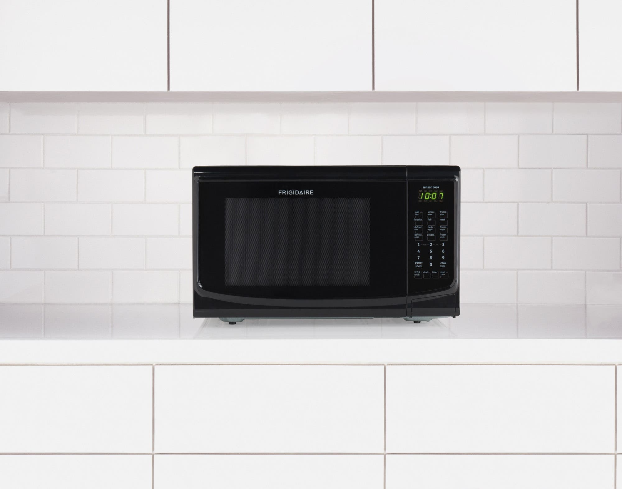 Frigidaire FFCE1439LB Black