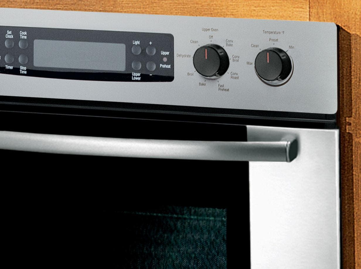 Bosch HBN5035AUC 27" Single Electric Wall Oven