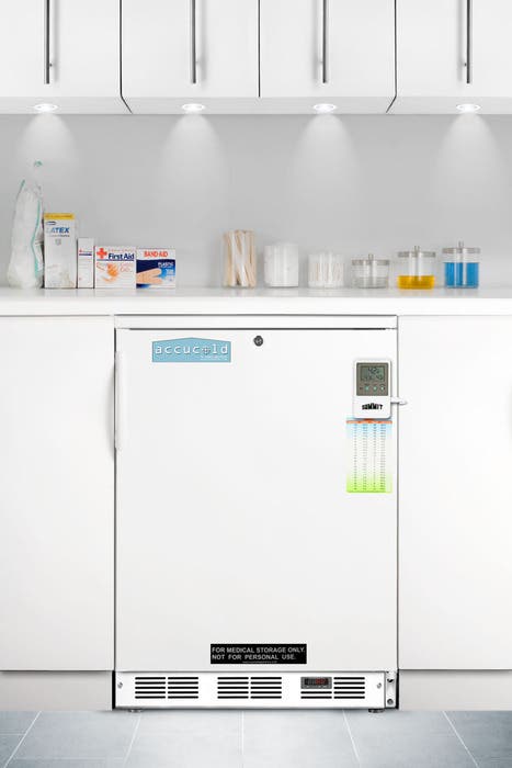 Summit FF6L7BIMEDSC Commercially approved lab refrigerator