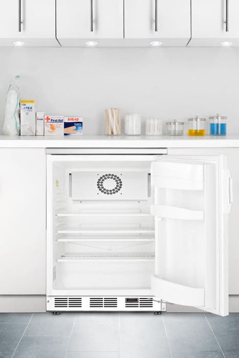 Summit FF6L7BIMEDSC Commercially approved lab refrigerator