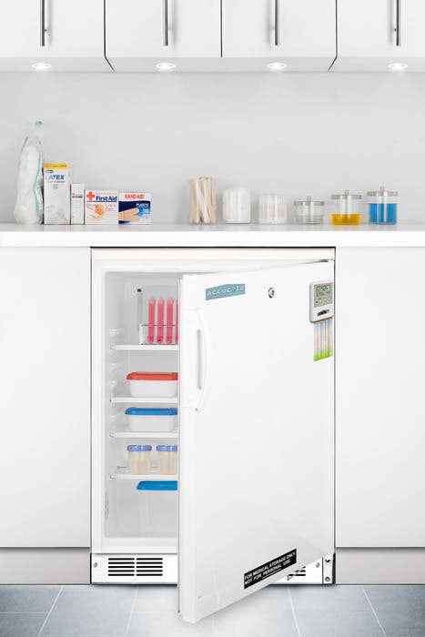 Summit FF6L7BIMEDSC Commercially approved lab refrigerator