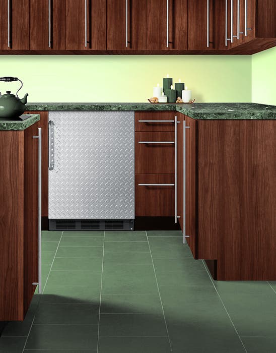 Summit BI541BDPL Built-in capable refrigerator-freezer