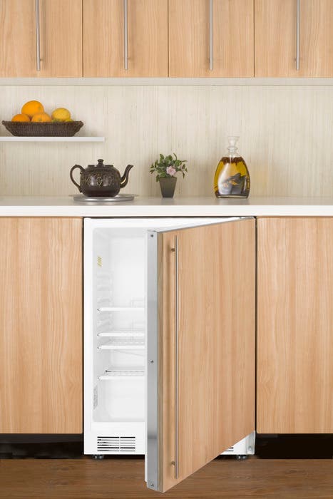 Summit FF7BIIFADA 32" high ADA compliant refrigerator