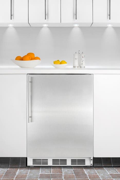 Summit FF7BISSHVADA 32" high all-refrigerator