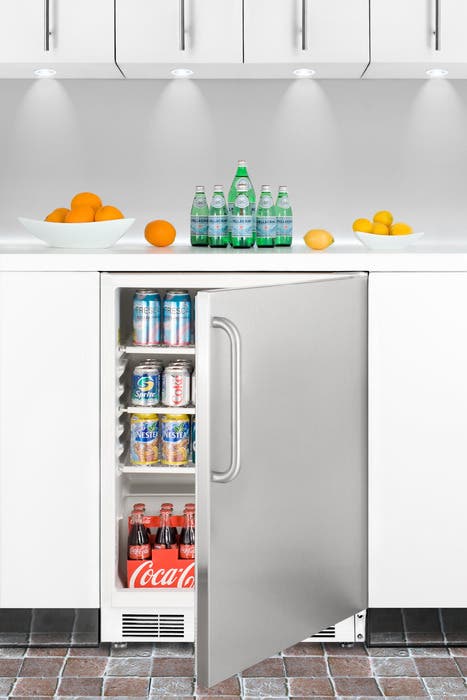 Summit FF7BISSTBADA 32" high commercially approved all-refrigerator