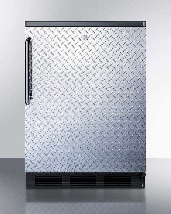 Summit FF7LBLBIDPL 5.5 cu.ft. of storage capacity