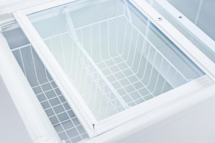 Summit SCF1476 Flat top ice cream freezer