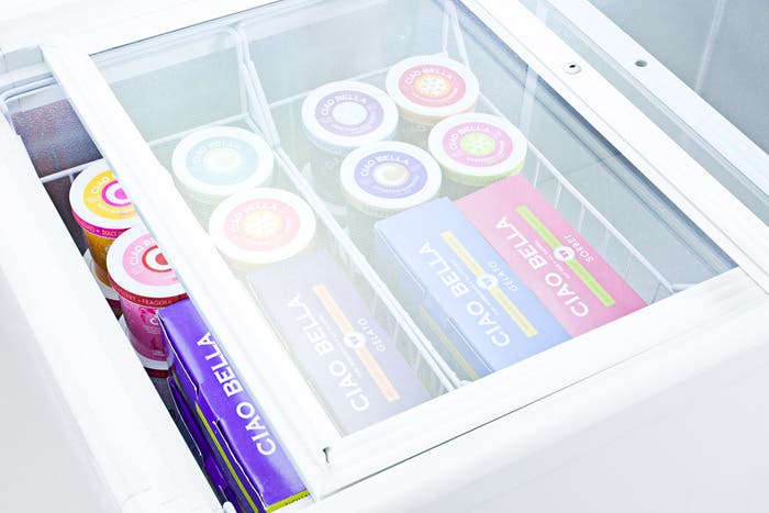 Summit SCF1476 Flat top ice cream freezer