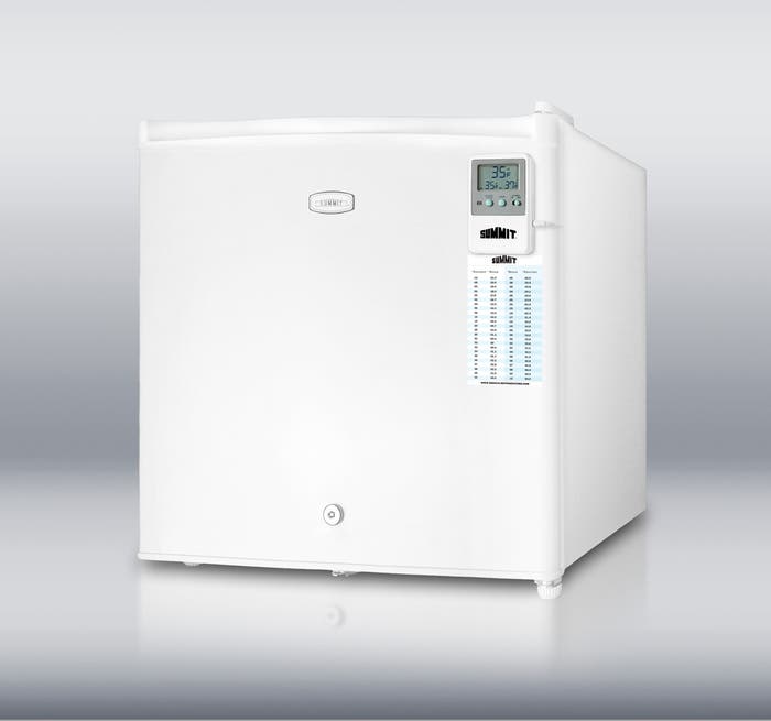 Summit FFAR2LMED Compact auto defrost all-refrigerator