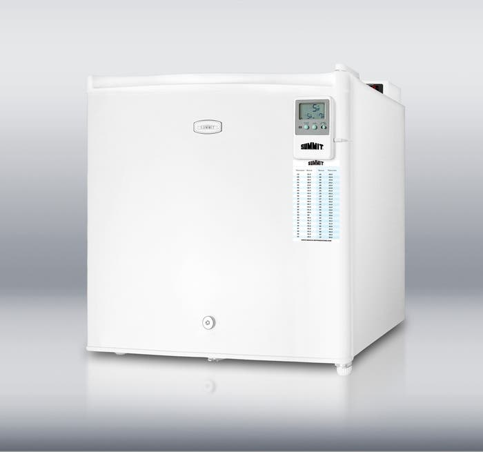 Summit FS20L7MEDDT Commercially approved compact all-freezer