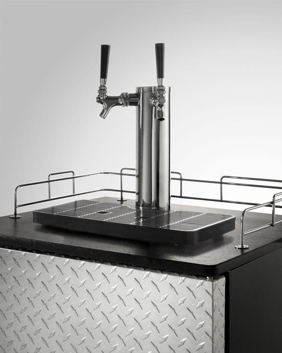 Summit SBC490DPLTWIN Black