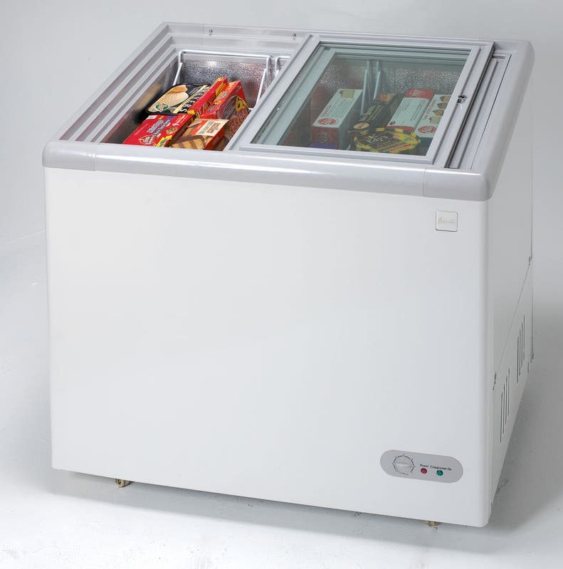 Avanti CF211G 7.4 cu. ft. Commercial Chest Freezer