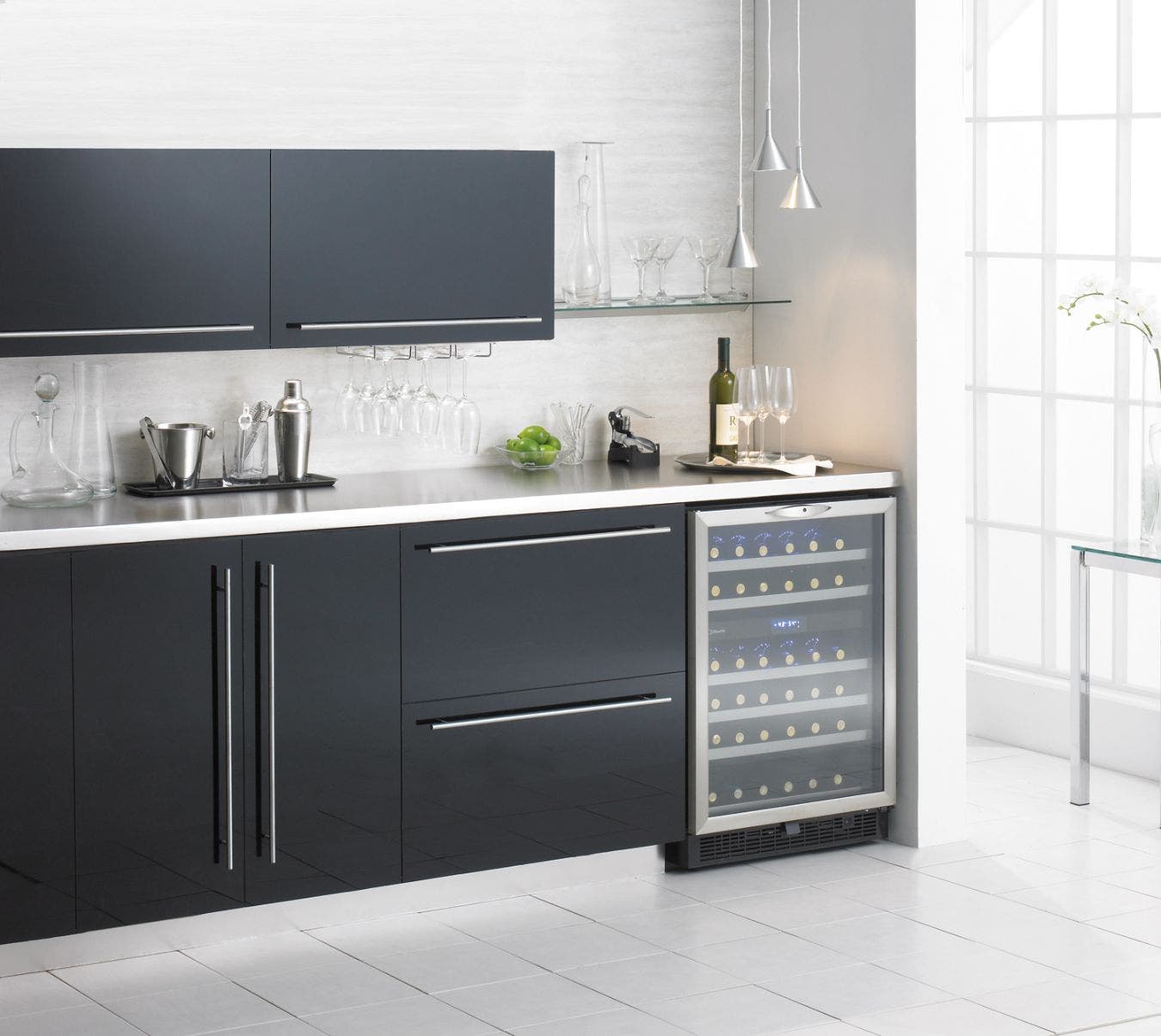 Danby DWC518BLS Black with Stainless Steel