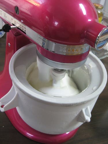 KitchenAid KICA0WH Ice Cream Maker Attachment