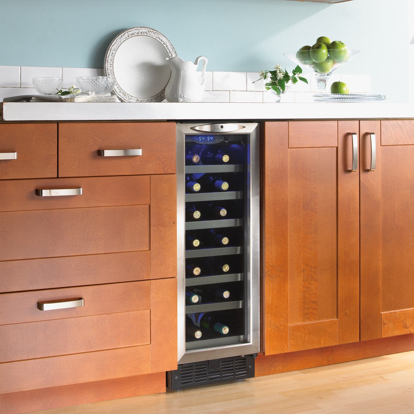 Danby DWC276BLS Black with Stainless Steel Door Trim