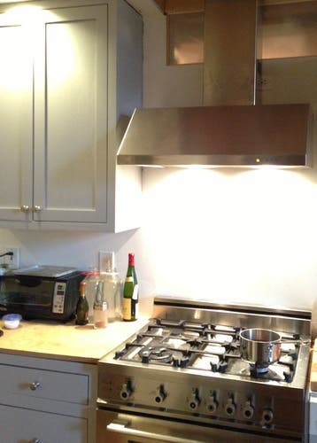 Bertazzoni KU30PRO1X 30" Wall Mount Canopy Range Hood