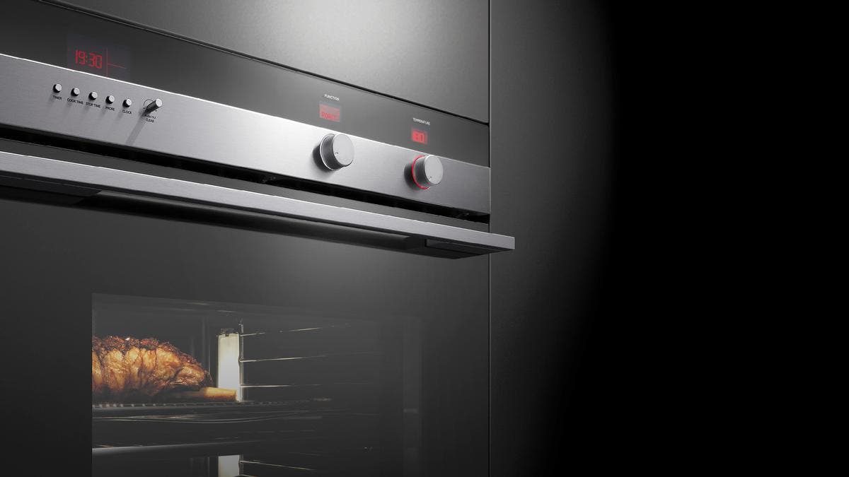 Fisher Paykel OB30SDEPX2 30" Single Electric Wall Oven
