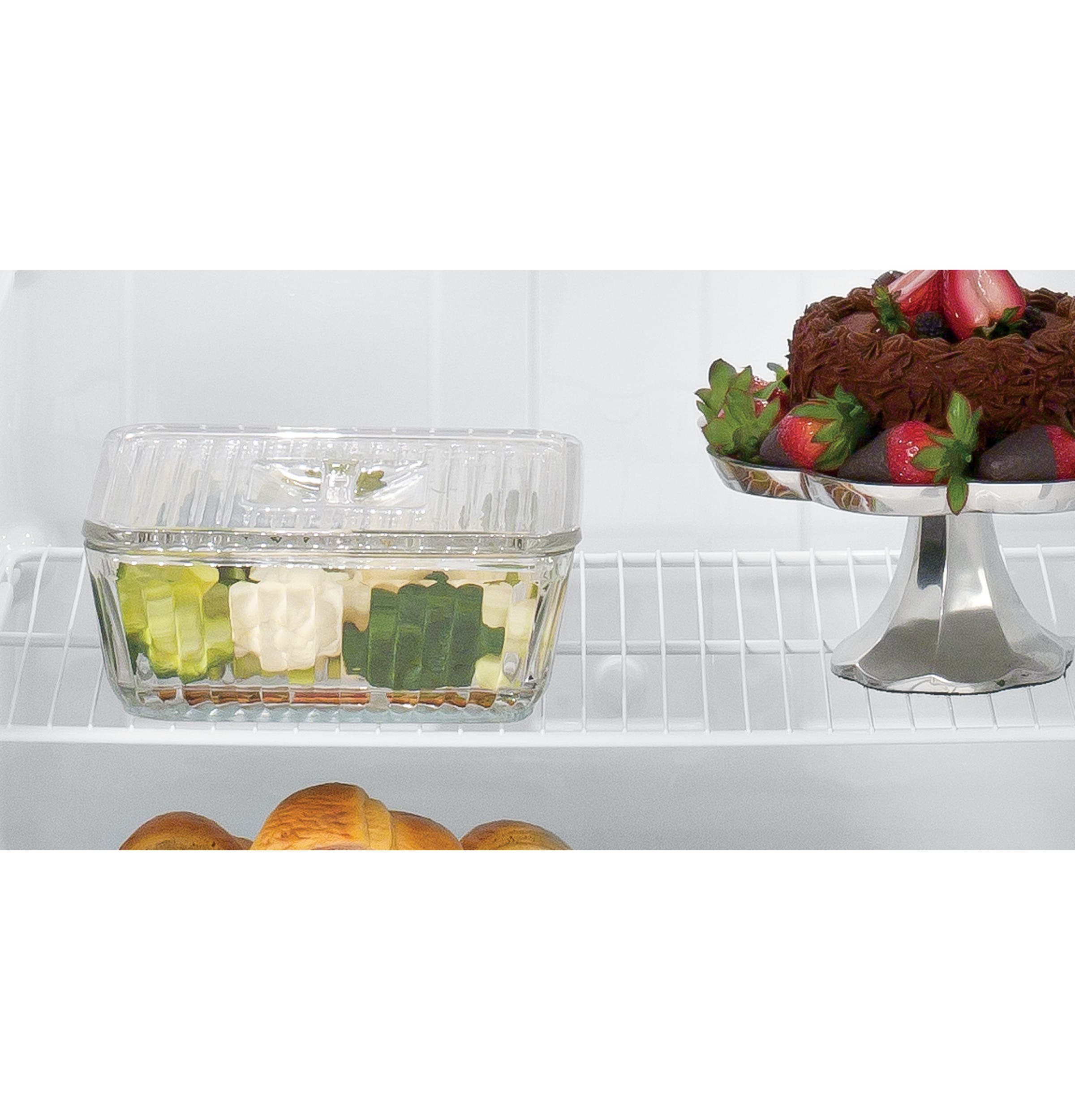 GE GTR16DBEWW 15.7 cu. ft. Top-Freezer Refrigerator
