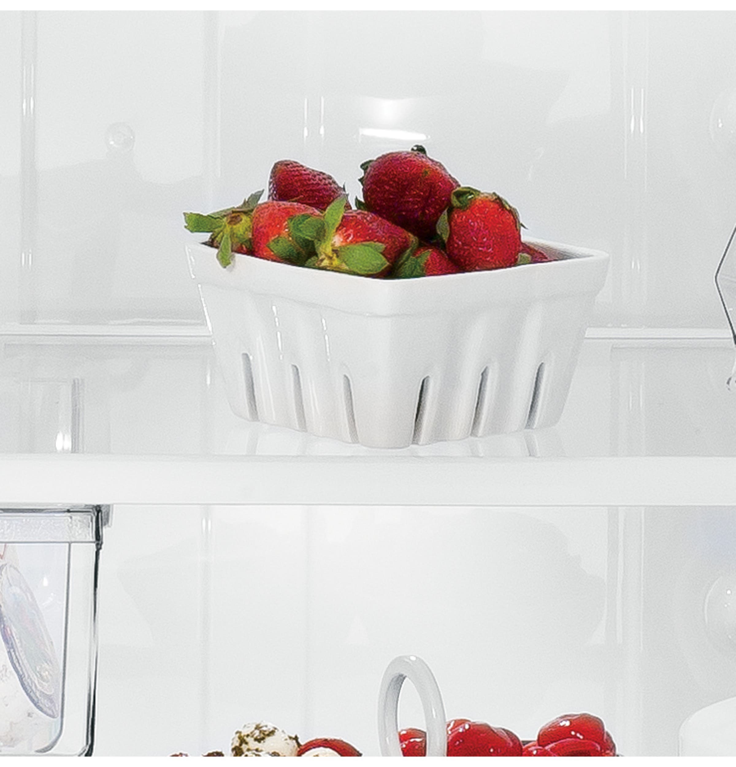 GE GTK17GCEBS 16.5 cu. ft. Top-Freezer Refrigerator