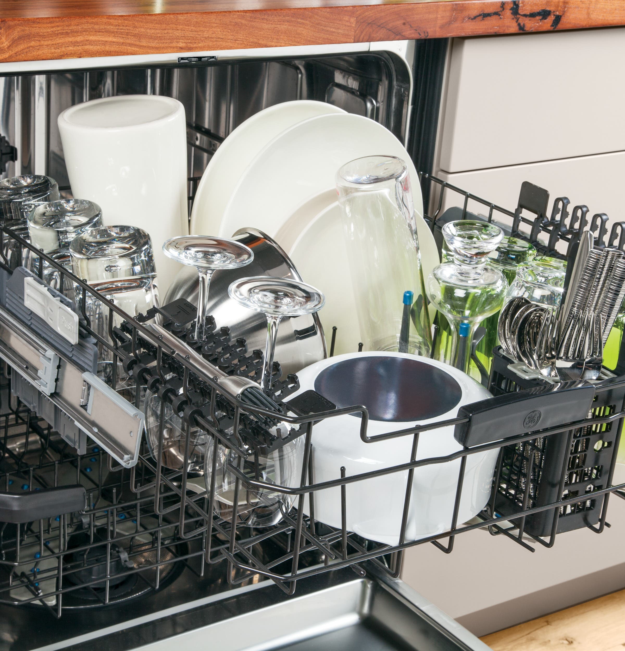 GE GDT740SIFII Fully Integrated Dishwasher