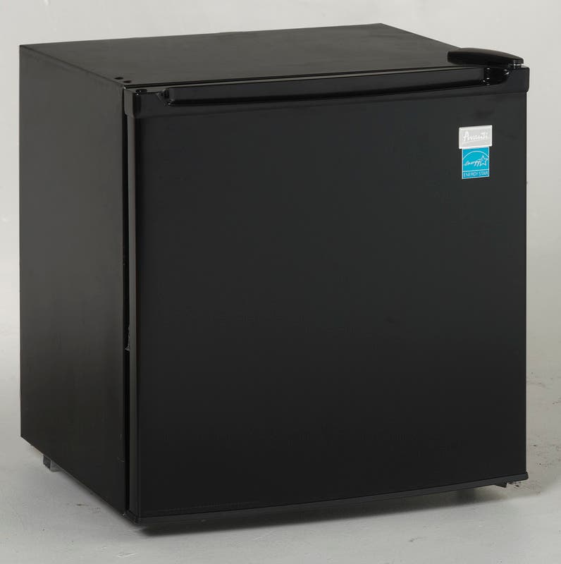 Avanti AR1754B Black