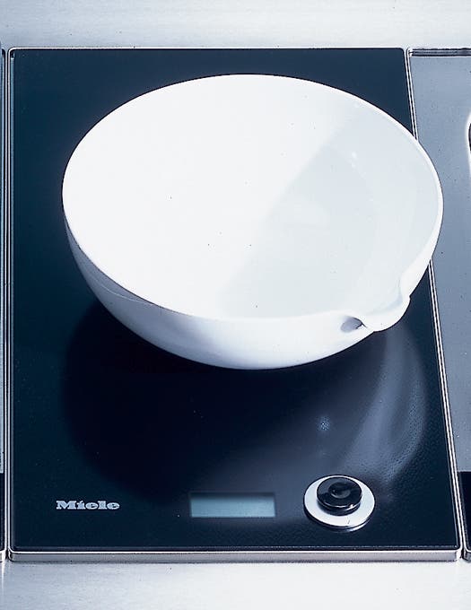 Miele CSWA400 11-3/8" Battery Operated CombiSet Scale