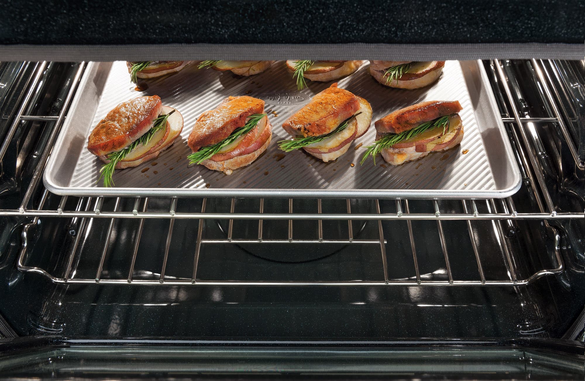 Frigidaire FGET3065PB Black