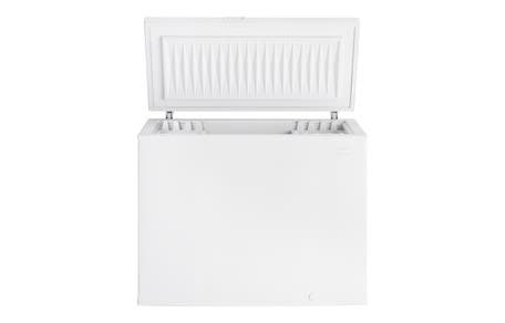 Frigidaire FFC0923DW 8.8 cu. ft. Chest Freezer