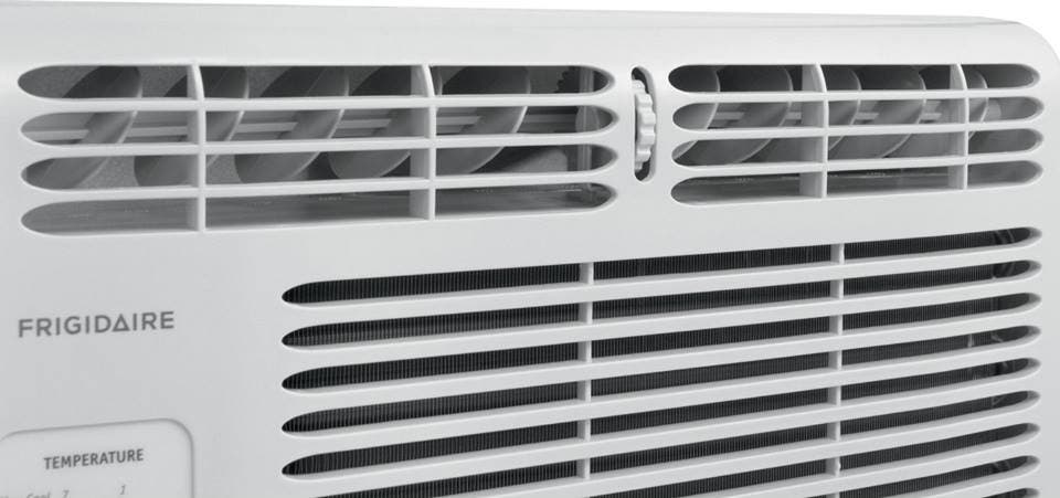 Frigidaire FFRA0511Q1 White