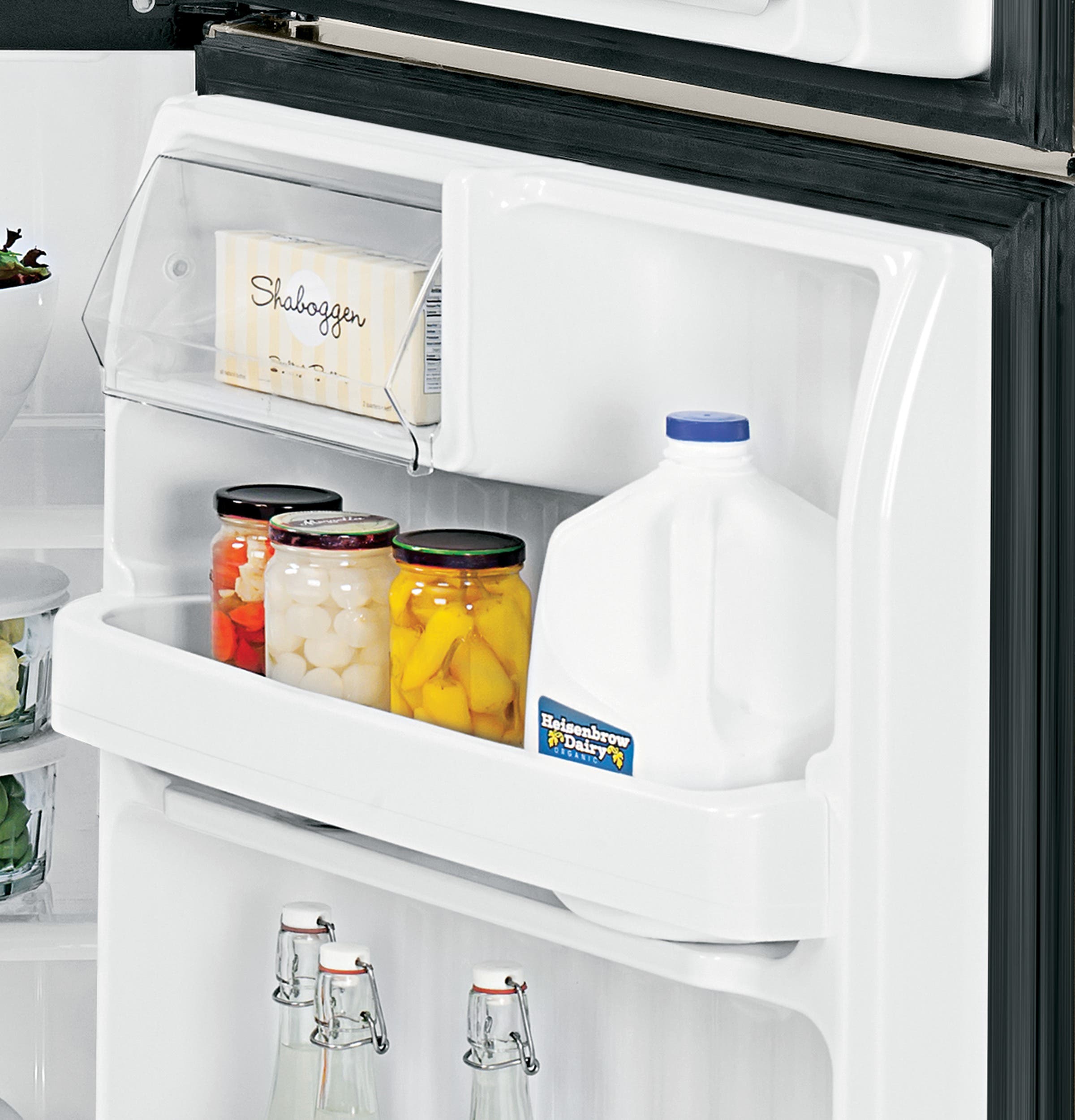 GE GTJ18GCDSA 18.1 cu. ft. Top Mount Refrigerator