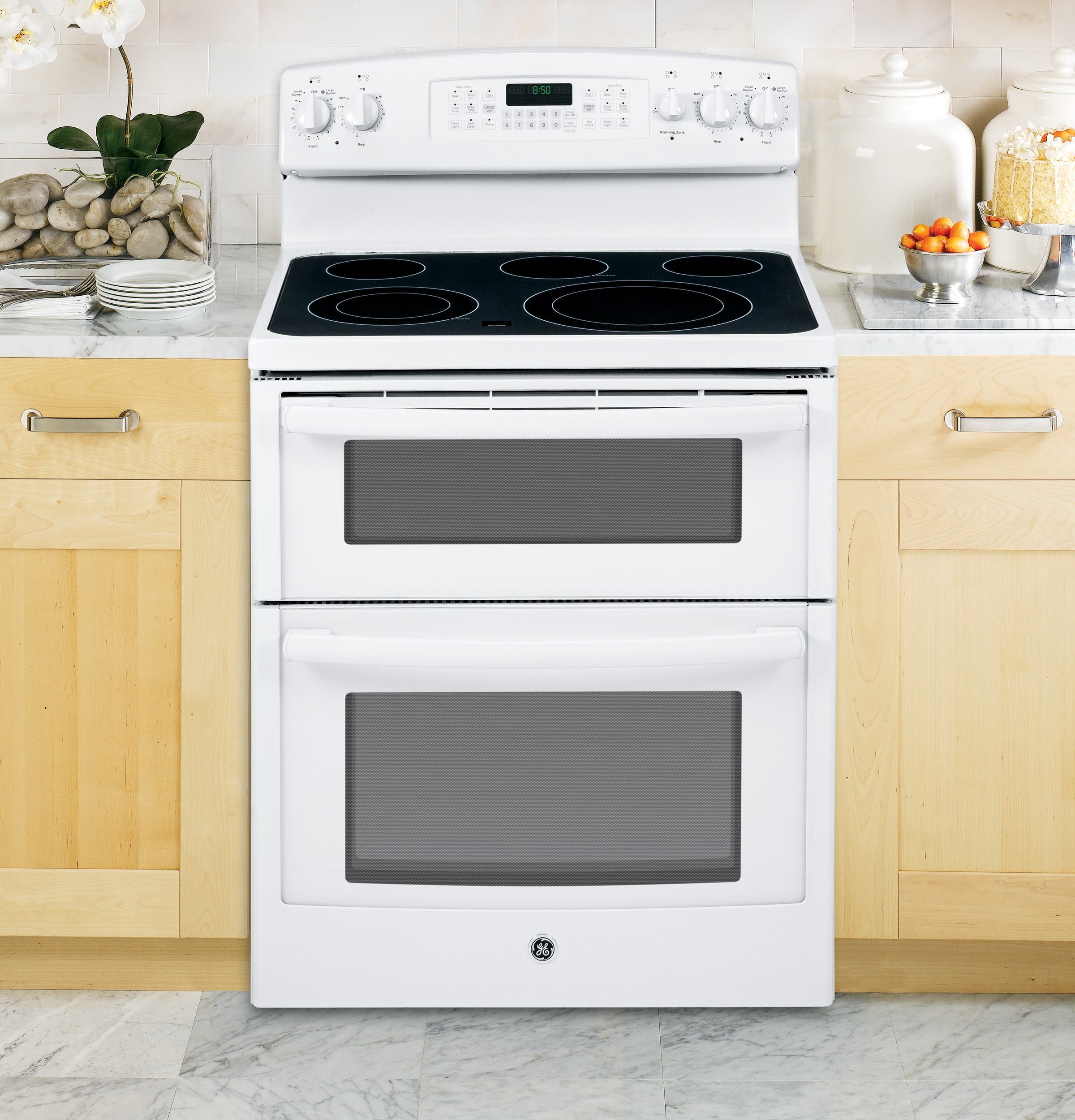 GE JB850DFWW White
