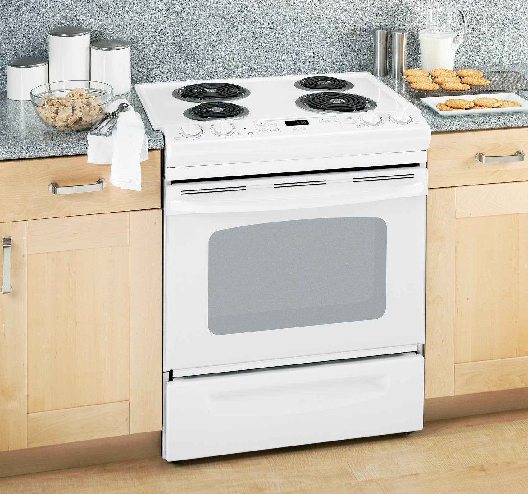 GE JSS28DFWW White