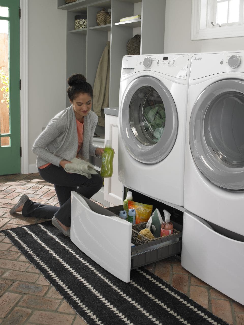 Amana NED5800DW White