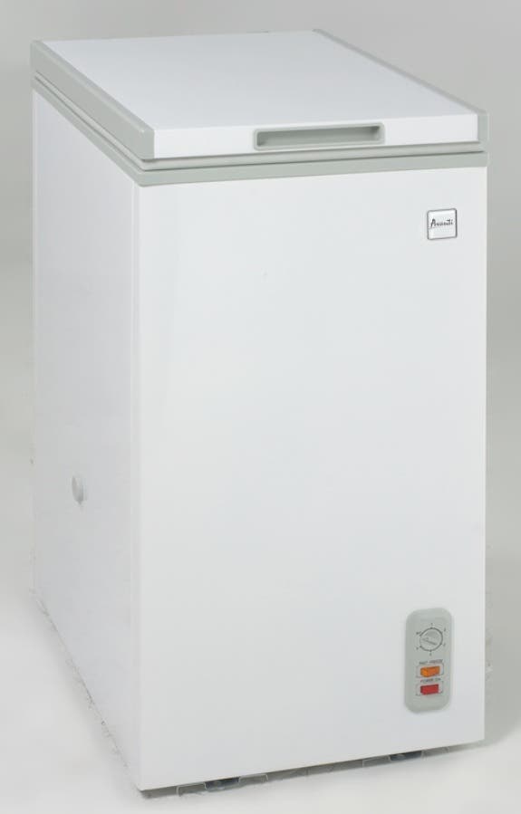 Avanti CF6216E White
