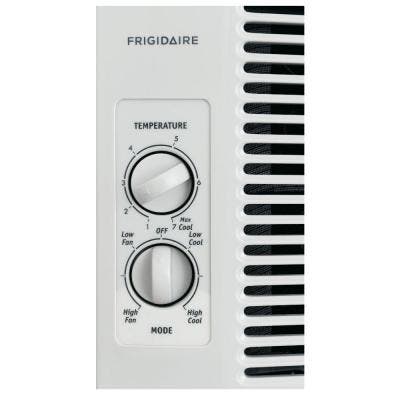 Frigidaire FFRA0611R1 White