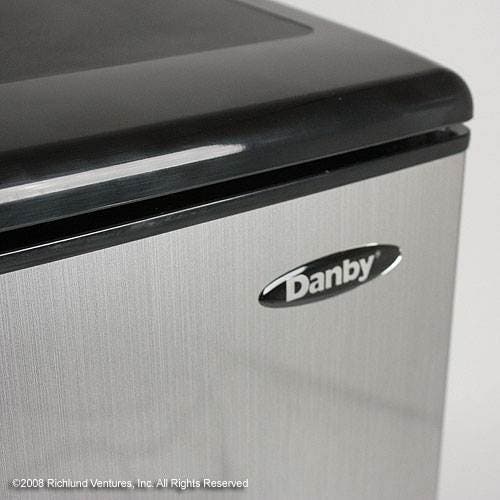 Danby DCR326BSL 3.1 cu. ft. Compact Top Freezer Refrigerator