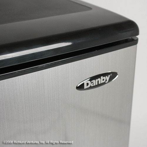 Danby DCR326BSL