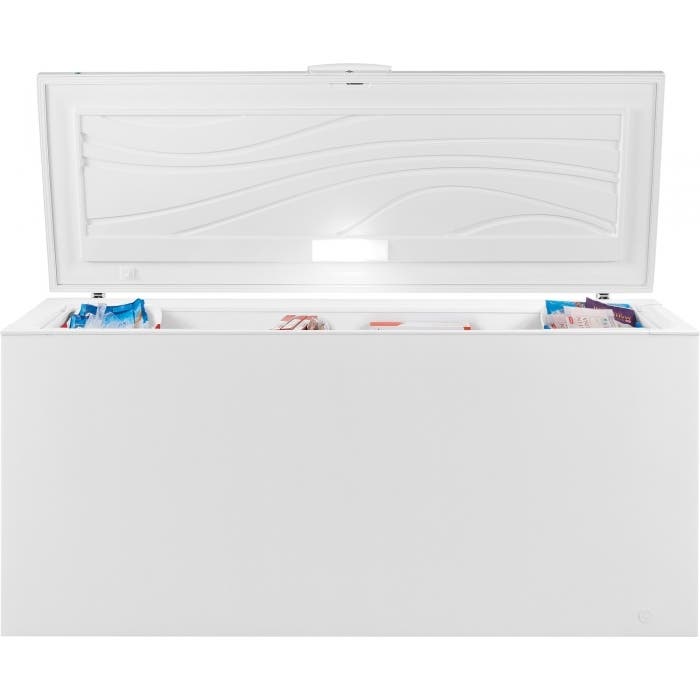 Frigidaire FFFC18M4RW White