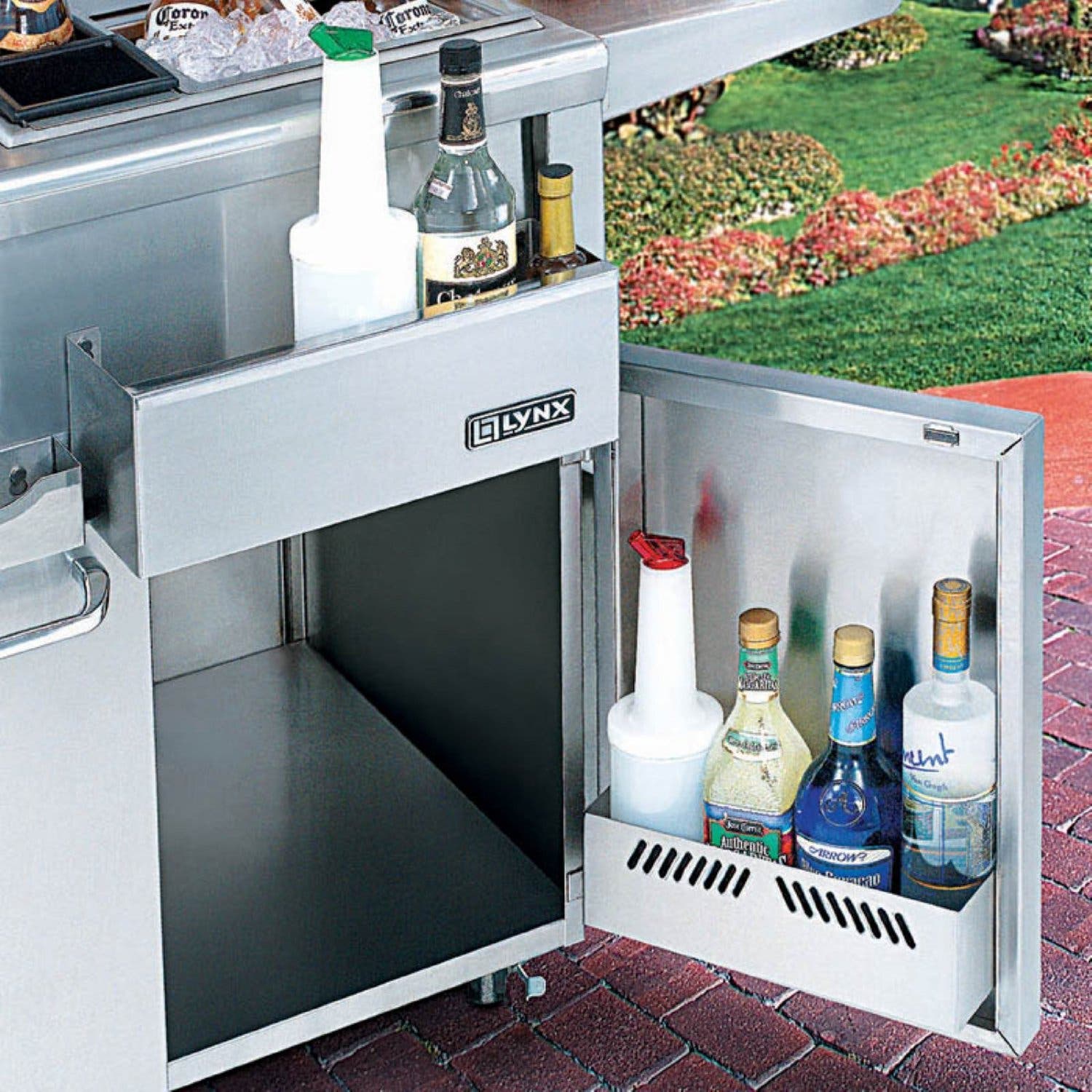 Lynx CSPS Cocktail Station Pass Shelf