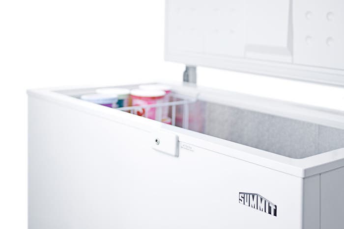 Summit CF07L 7.0 cu. ft. Chest Freezer