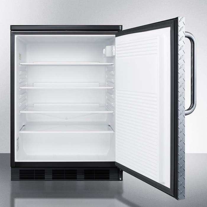 Summit FF7LBLBIDPL 5.5 cu.ft. of storage capacity