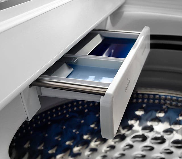 Maytag MVWB755DW White